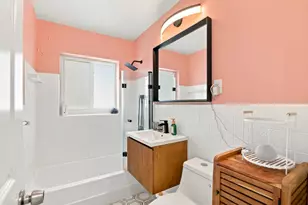 35 NE 29th St, Wilton Manors, FL 33334 - Photo 27