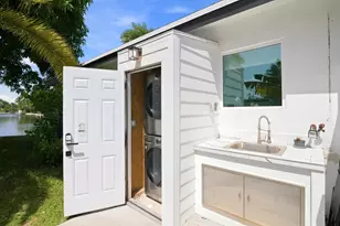35 NE 29th St, Wilton Manors, FL 33334 - Photo 45