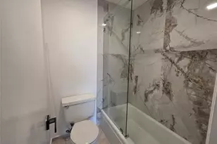 6391 Bay Club Dr, Fort Lauderdale, FL 33308 - Photo 23