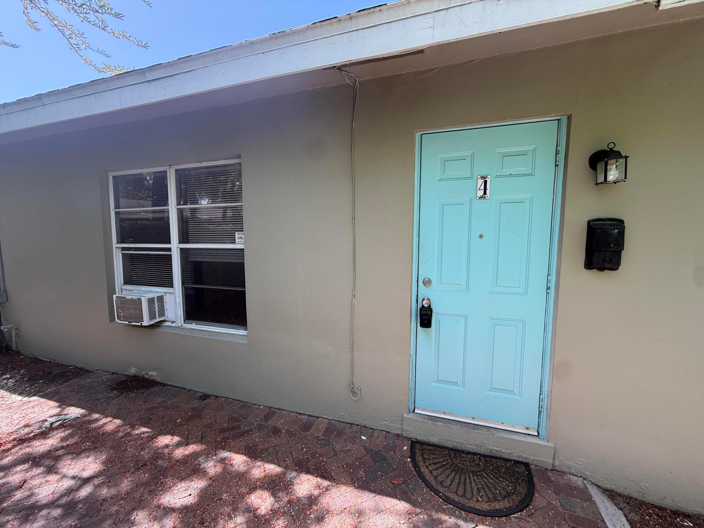 643 NE 17th Terrace #4 - 643 NE 17th Terrace #4, Fort Lauderdale, FL 33304 Luxury Property | Jose Angel Pina