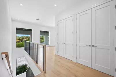 325 W Riverside Drive, Jupiter, FL 33469 - Photo 23