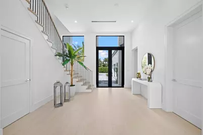 325 W Riverside Drive, Jupiter, FL 33469 - Photo 3