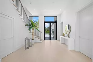 325 W Riverside Dr, Jupiter, FL 33469 - Photo 3
