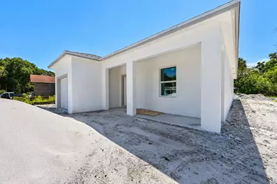 2007 N 48th N Street, Fort Pierce, FL 34947 - Photo 3