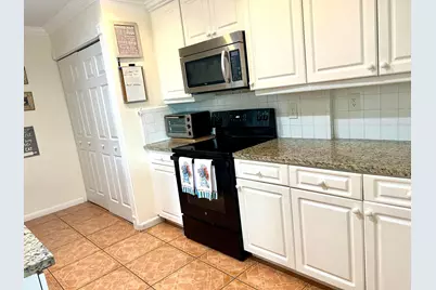 14385 Campanelli Drive, Delray Beach, FL 33484 - Photo 9