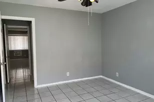 1241 SE 3rd St, Deerfield Beach, FL 33441 - Photo 5