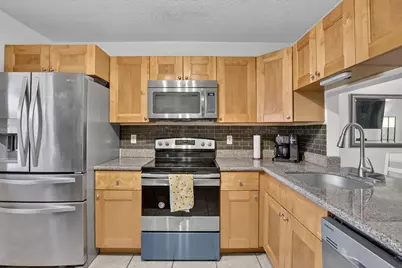 2950 NW 109th Terrace, Sunrise, FL 33322 - Photo 7