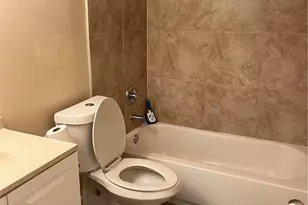 2810 SW 87th Ave, Davie, FL 33328 - Photo 13