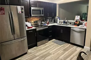 2810 SW 87th Ave, Davie, FL 33328 - Photo 3