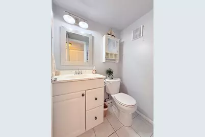 22 Markham A, Deerfield Beach, FL 33442 - Photo 15