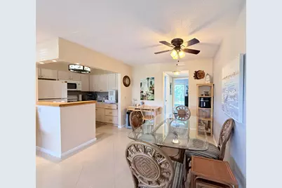 22 Markham A, Deerfield Beach, FL 33442 - Photo 9