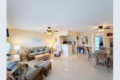 22 Markham A, Deerfield Beach, FL 33442 - Photo 1