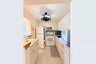 22 Markham A, Deerfield Beach, FL 33442 - Photo 11