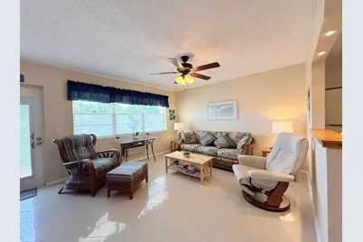 22 Markham A, Deerfield Beach, FL 33442 - Photo 3