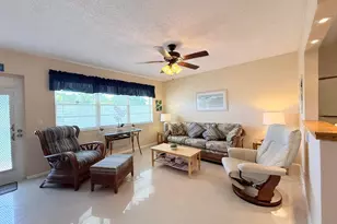 22 Markham A, Deerfield Beach, FL 33442 - Photo 3