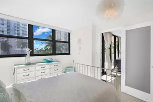 2049 S Ocean Dr, Hallandale Beach, FL 33009 - Photo 29