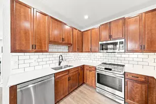 9747 Darlington Pl, Cooper City, FL 33328 - Photo 11
