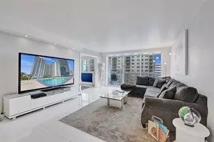 2030 S Ocean Dr, Hallandale Beach, FL 33009 - Photo 21