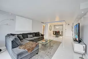 2030 S Ocean Dr, Hallandale Beach, FL 33009 - Photo 13