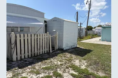 11055 SE Federal Highway #19, Hobe Sound, FL 33455 - Photo 15