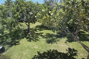 9028 Kingsmoor Wy, Lake Worth, FL 33467 - Photo 13