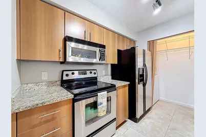 1020 Crystal Way #M, Delray Beach, FL 33444 - Photo 3
