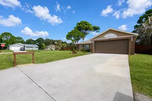 397 SW Ray Ave, Port Saint Lucie, FL 34983 - Photo 9