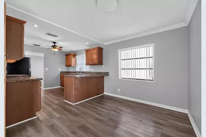7823 NW 40th Street, Coral Springs, FL 33065 - Photo 11
