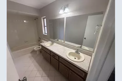 7823 NW 40th Street, Coral Springs, FL 33065 - Photo 11