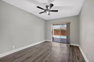 7823 NW 40th St, Coral Springs, FL 33065 - Photo 23