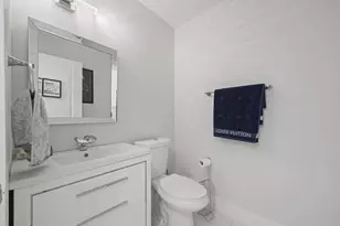4734 NW 5th Ct, Deerfield Beach, FL 33442 - Photo 5
