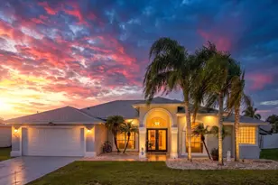 470 SW McComb Ave, Port Saint Lucie, FL 34953 - Photo 1
