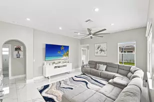 470 SW McComb Ave, Port Saint Lucie, FL 34953 - Photo 9