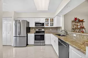 12511 Imperial Isle Dr, Boynton Beach, FL 33437 - Photo 5