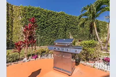 1000 SW 11th Avenue #2E, Hallandale Beach, FL 33009 - Photo 25