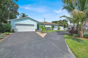 10015 Daisy Ave, Palm Beach Gardens, FL 33410 - Photo 3