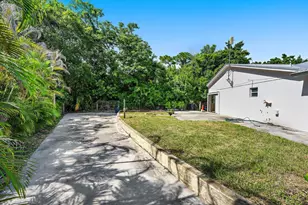 1163 NW 16th Pl, Stuart, FL 34994 - Photo 21
