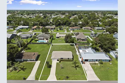 1154 SE Preston Lane, Port Saint Lucie, FL 34983 - Photo 5