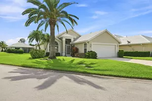 433 SW Fairway Lake, Port Saint Lucie, FL 34986 - Photo 3