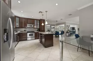 4310 NE 15th Way, Oakland Park, FL 33334 - Photo 13