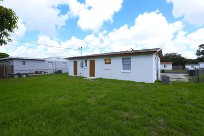 2304 NW 15th Court, Fort Lauderdale, FL 33311 - Photo 33