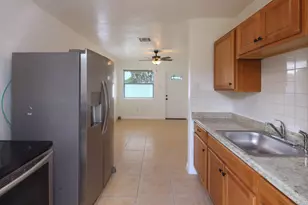 2304 NW 15th Ct, Fort Lauderdale, FL 33311 - Photo 25