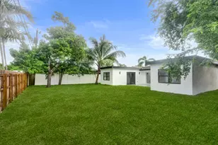 4581 NE 3rd Ave, Oakland Park, FL 33334 - Photo 11
