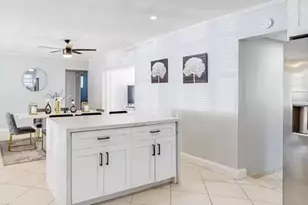 924 Johnson St, Hollywood, FL 33019 - Photo 3