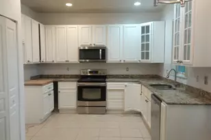 11487 Blue Violet Ln, Royal Palm Beach, FL 33411 - Photo 5