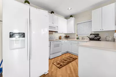 7538 NW 17th Drive, Pembroke Pines, FL 33024 - Photo 11