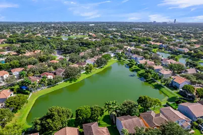 7538 NW 17th Drive, Pembroke Pines, FL 33024 - Photo 45