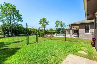 18266 Murcott Boulevard, The Acreage, FL 33470 - Photo 13