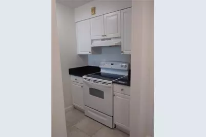 1341 SE 3rd Avenue #201, Dania Beach, FL 33004 - Photo 5