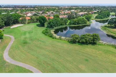 1081 Bel Aire Drive E, Pembroke Pines, FL 33027 - Photo 27